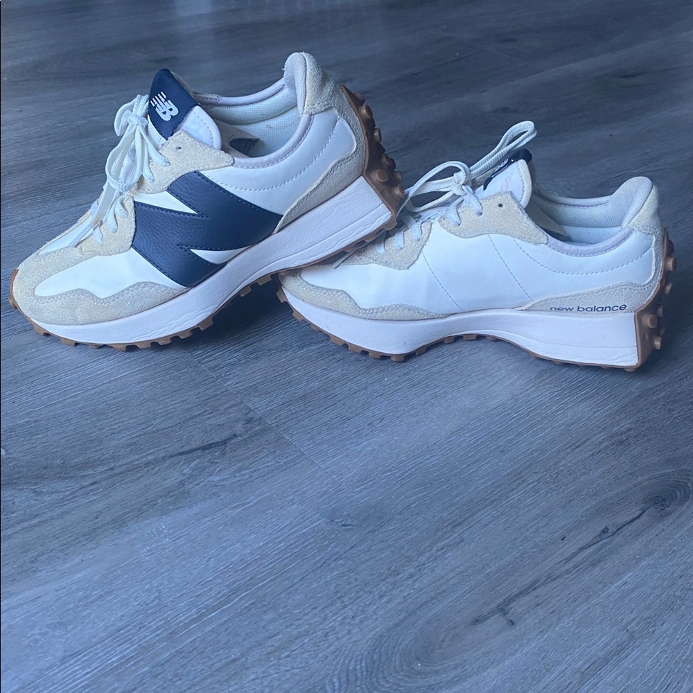 NEW BALANCE 327 SNEAKERS Women's - Picture 16 of 16